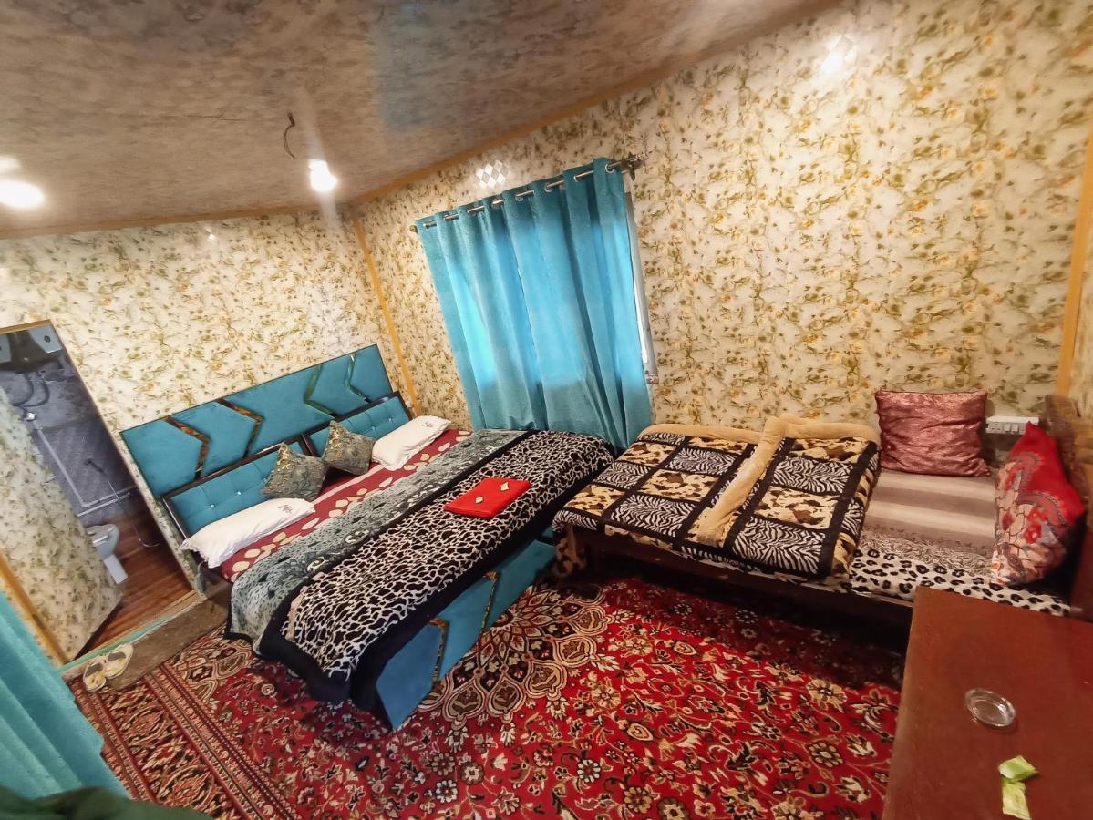 Hb Nancy Group Of Houseboats Hotel Srīnagar Екстериор снимка