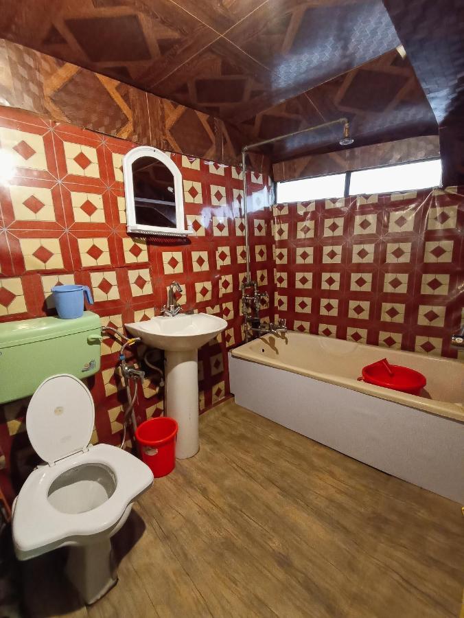 Hb Nancy Group Of Houseboats Hotel Srīnagar Екстериор снимка