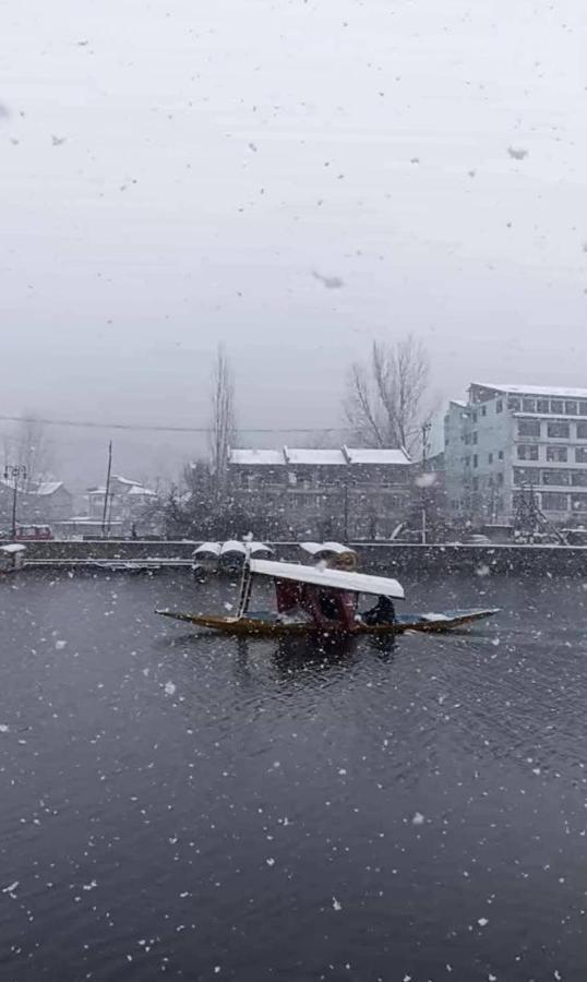Hb Nancy Group Of Houseboats Hotel Srīnagar Екстериор снимка