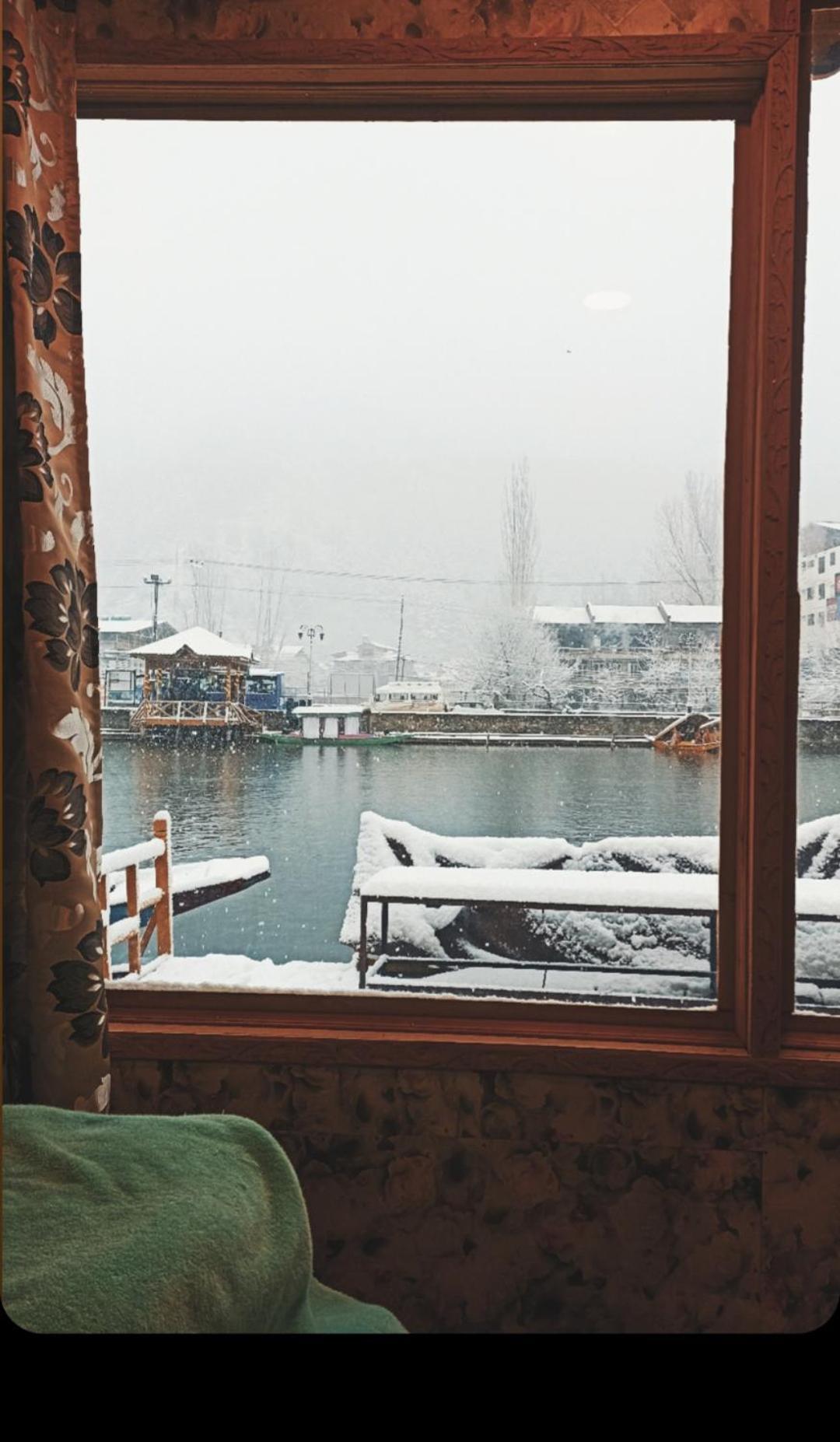 Hb Nancy Group Of Houseboats Hotel Srīnagar Екстериор снимка